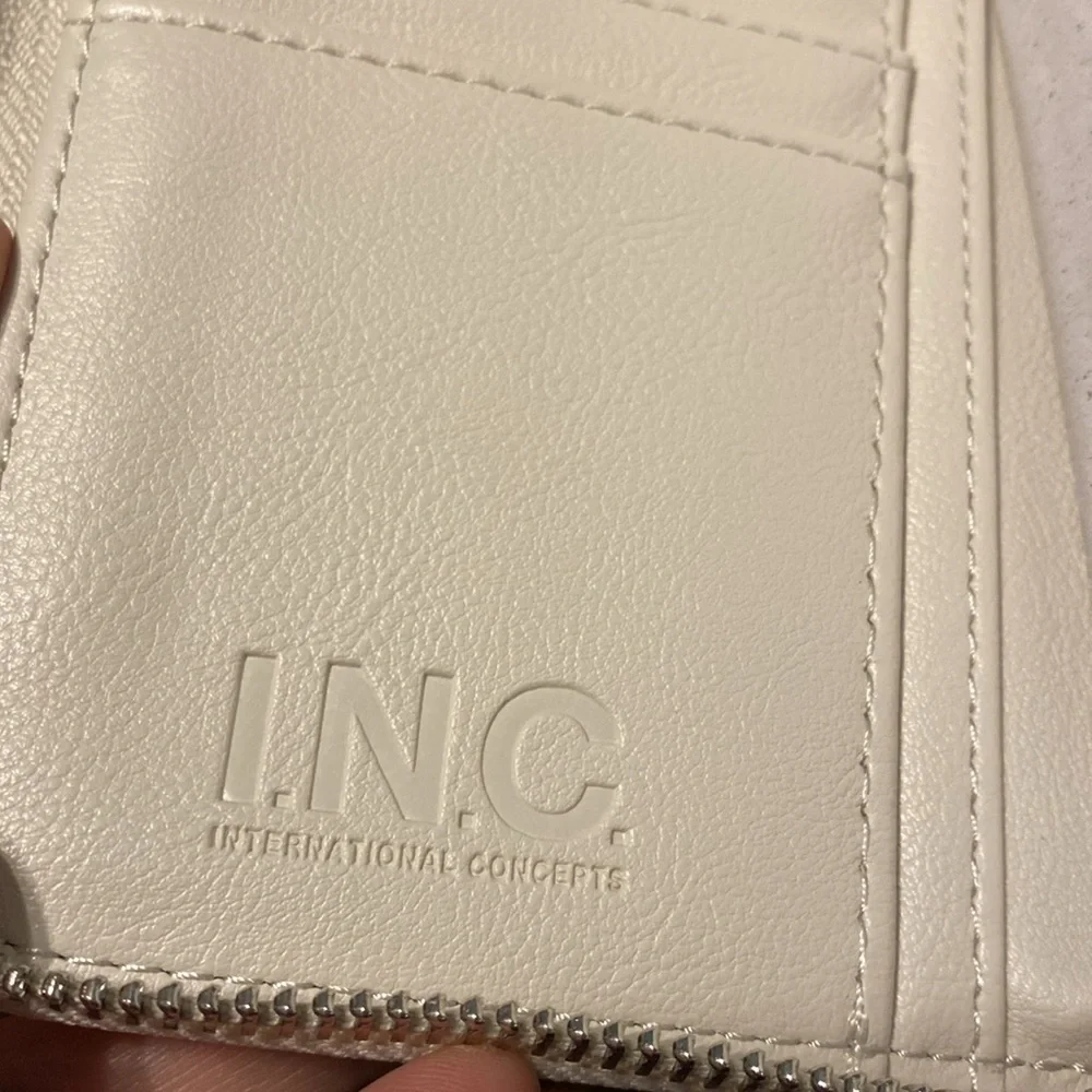 INC Wristlet NWT. Off WHITE
